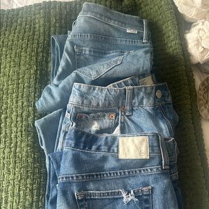 MOTHER Women's Cropped Jeans in Classic Blue